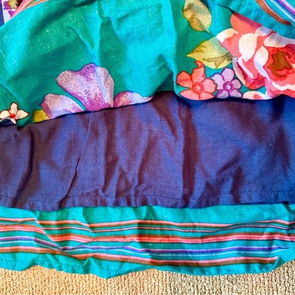 Forever 21 Floral Mini Dress size Medium - Picture 7 of 10